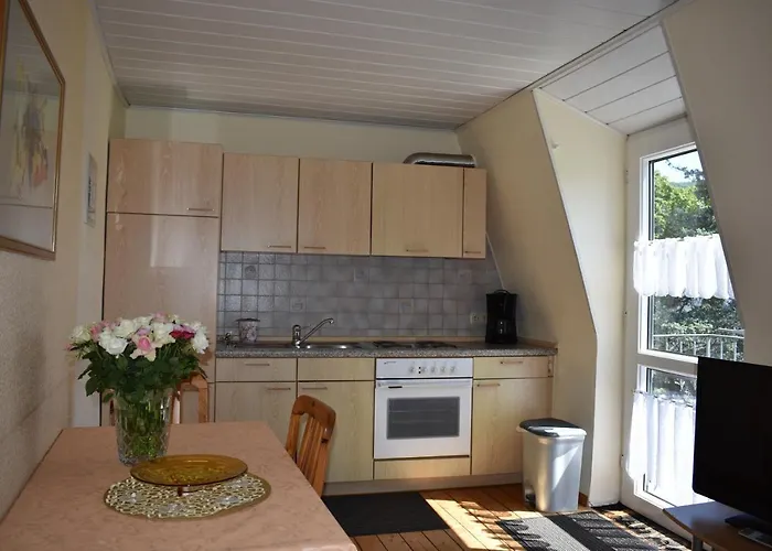 Apartment Und Gaestezimmer Peter Busch Bernkastel-Kues