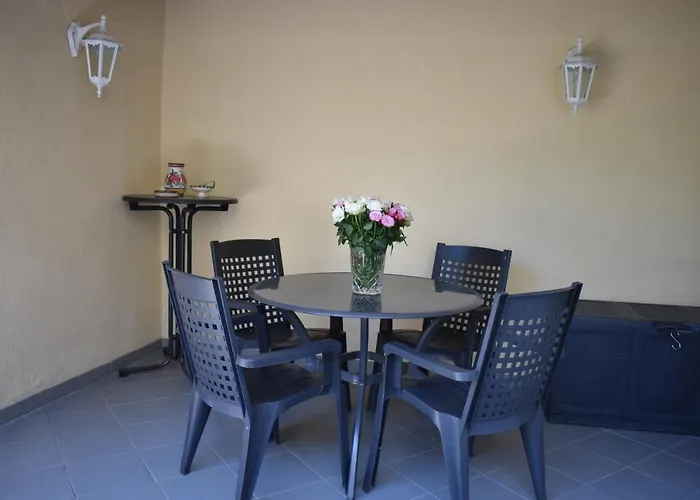 Und Gaestezimmer Peter Busch Apartment